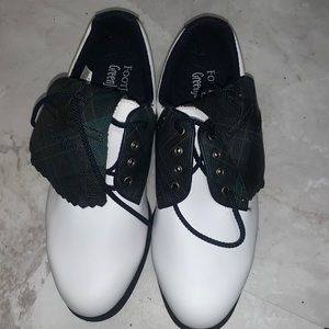 Never worn! Golf shoes-women 8.5